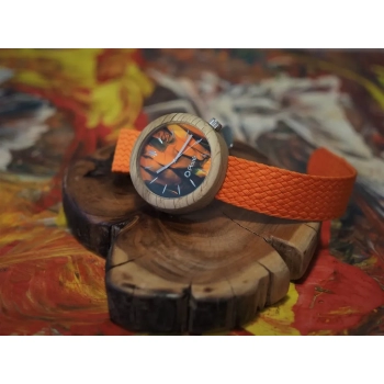 Zegarek drewniany Plank Bestla w soczystych odcieniach pomarańczu złamanych delikatną czernią
