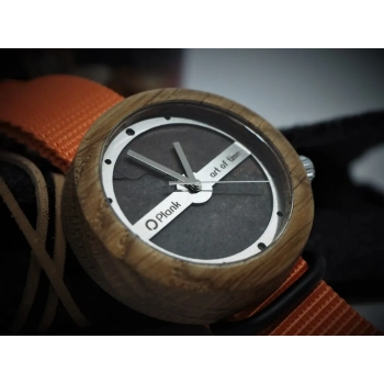 Zegarek drewniany Plank Sargas z tarczą z naturalnego kamienia oraz obudową z polskiego dębu