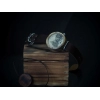Zegarek drewniany Plank Vresna (limitowana edycja) z wizerunkiem Wrześni sprzed ponad 100 lat