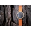 Zegarek drewniany Plank Pinatubo z obudową ze szlachetnego drewna dąb polski oraz tarczą z kamienia